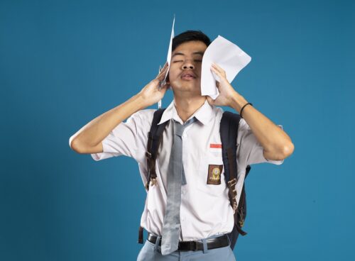 Ternyata ini Alasan Seragam SMA Berwarna Putih Abu-Abu