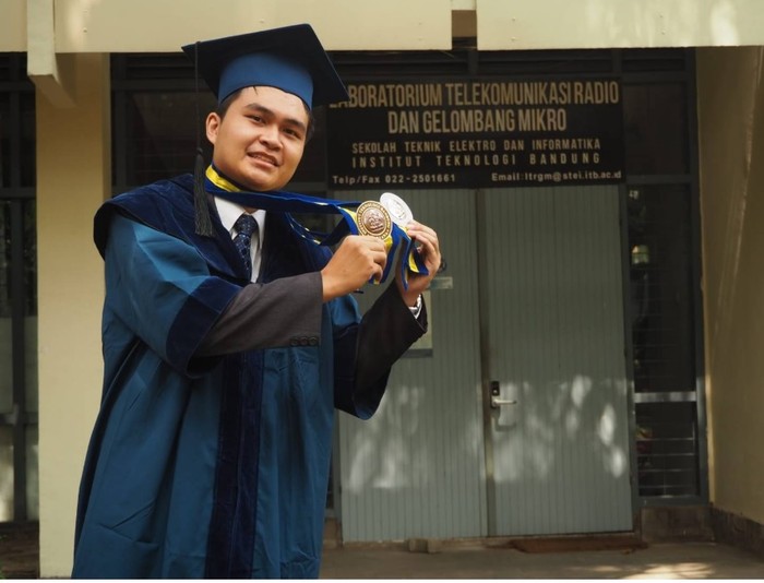 William Jadi Lulusan ITB Termuda, Tercepat, dan IPK Sempurna
