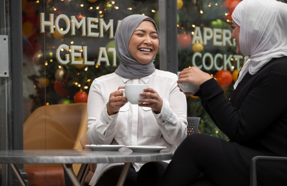 Kamu Suka Nongkrong? Jurusan-Jurusan Ini Cocok untuk Kamu