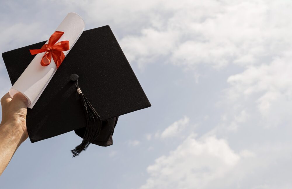 Kamu Bisa Dapat Beasiswa Kampus Swasta Pakai Nilai UTBK SNBT